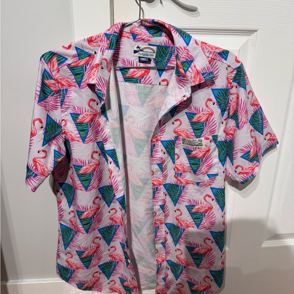 party shirt with flamingos! perfect for summer parties